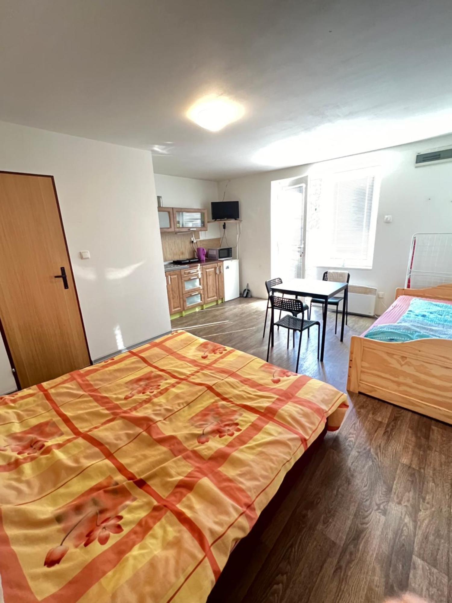Ubytovani Sykora Apartments Veľký Meder Extérieur photo