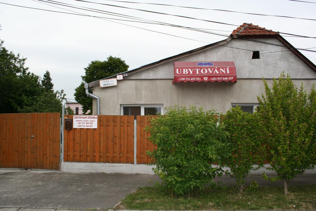 Ubytovani Sykora Apartments Veľký Meder Extérieur photo
